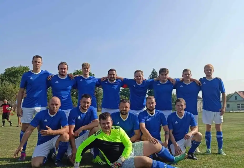 FC Kralice nad Oslavou : Lipník 